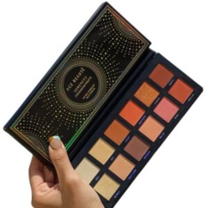 Ace Beaute Serenity Eyeshadow Palette